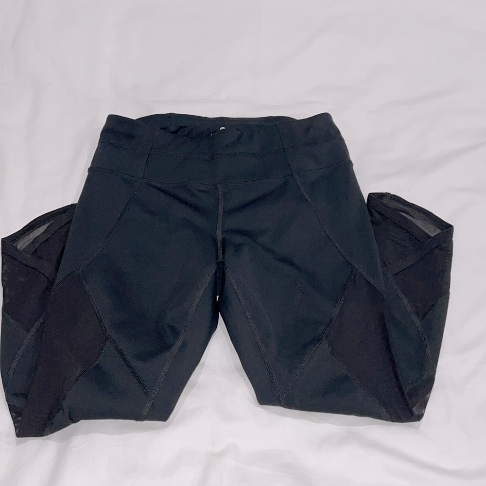 Athleta yoga capris